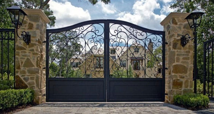 Electric Driveway Gate Installation North Hills